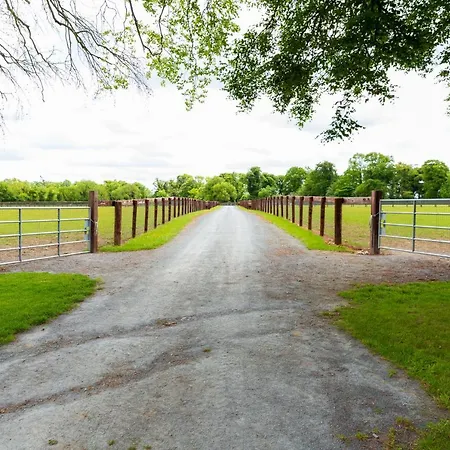 דירה Bective Stud *