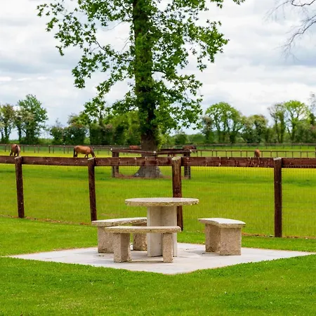 Bective Stud Apartman