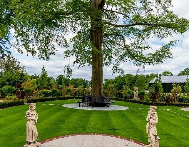 Bective Stud * Наван