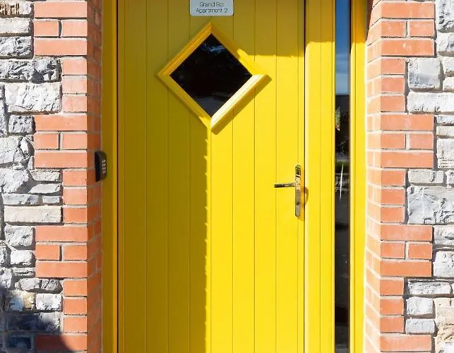 Bective Stud Наван