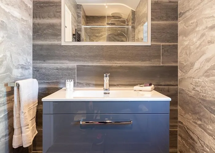 Апартаменты Bective Stud