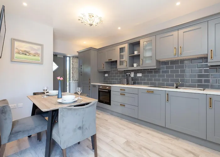 Bective Stud Апартаменты Наван